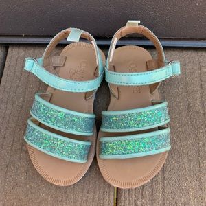 Girl’s Turquoise Glitter Sandals ☀️